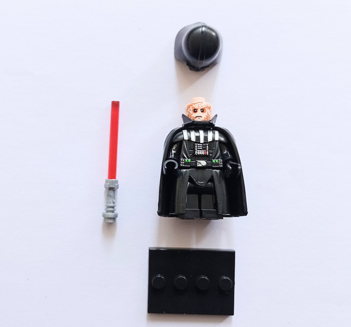 Darth Vader Star Wars Figura Casco Removible (Usado)
