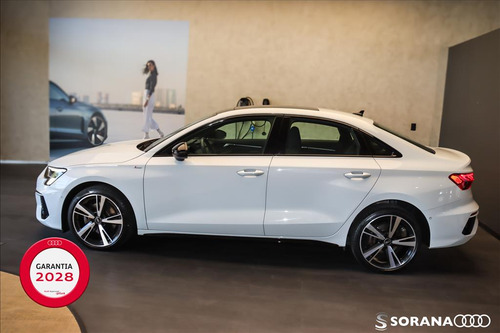 Audi A3 2.0 40 TFSI MHEV SEDAN PERFORMANCE BLACK S-TRONIC