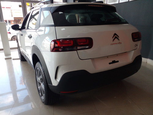 Imagen 13 de 15 de Citroën C4 Cactus Feel Pack Plus! Patentado (gdr)