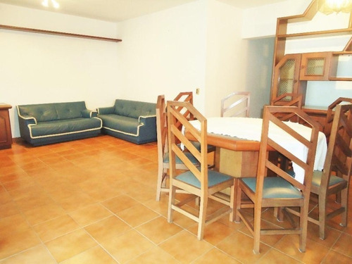 Imagem 1 de 12 de Guarujá Pitangueiras 3 Dormitórios 1 Suíte Mobiliado 2 Vagas Churrasqueira Serviço De Praia Portaria 24 Horas!!! - Ap0757 - 34707461