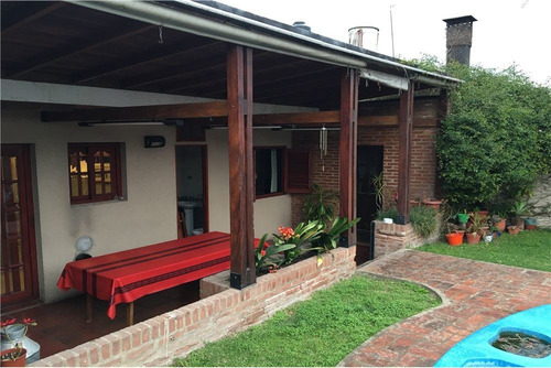 Imagen 1 de 20 de Casas En Venta 5 Dorm Parque Pileta Depto Indep-lp