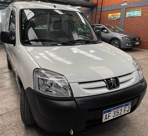 Imagen 19 de 24 de Peugeot Partner Furgón Confort 1.6