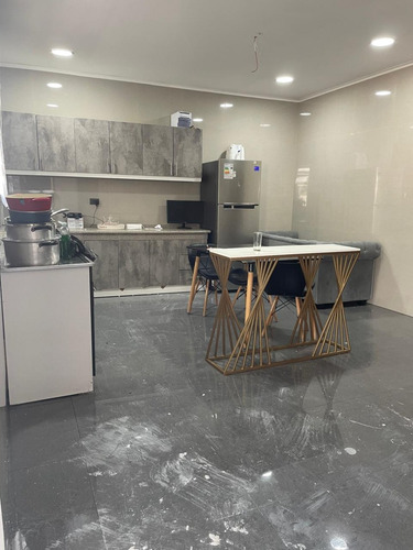 Venta De Amplia Casa, Terreno De 500m2 3d 2b, En La Florida