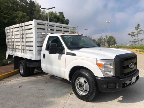 Imagen 6 de 11 de Ford F-350 2014 6.2 Xl Estandar V8 Impecable