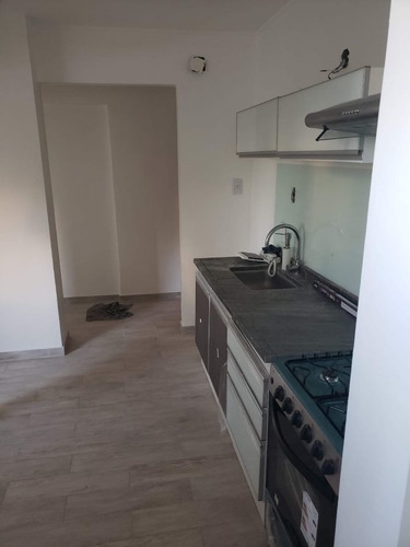 Imagen 10 de 11 de Departamento En Venta De 1 Dormitorio En La Plata