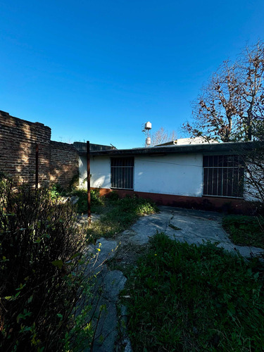 Casa En Derqui Centro Pilar Apta Credito