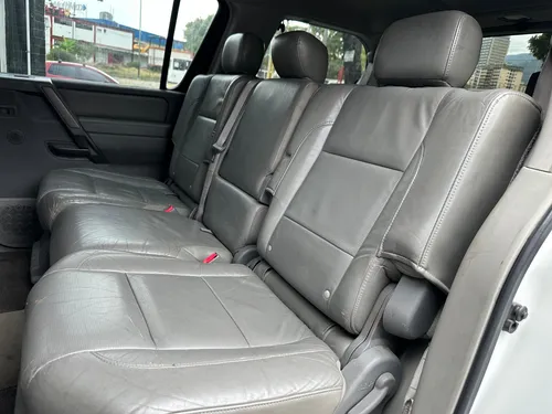 Nissan Armada Pathfinder