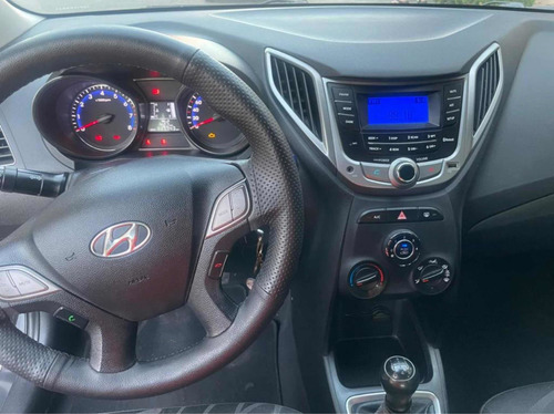 Imagem 5 de 7 de Hyundai Hb20 2014 1.0 Comfort Flex 5p