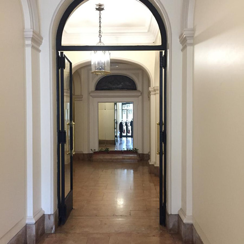 Dos Ambientes En Montevideo 1100-plaza Vicente López