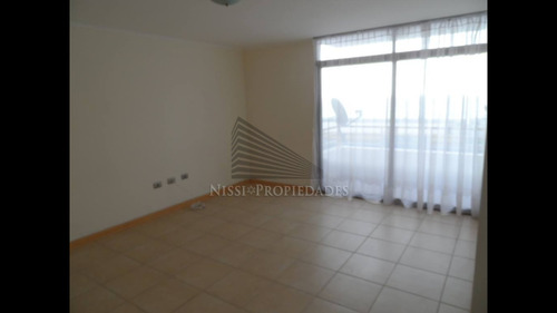 Se Vende Departamento En Antofagasta, Sector Centro (lider Z