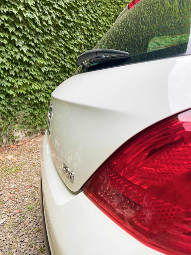 Imagen 9 de 19 de Peugeot 308 2012 2.0 Feline 143cv Tiptronic