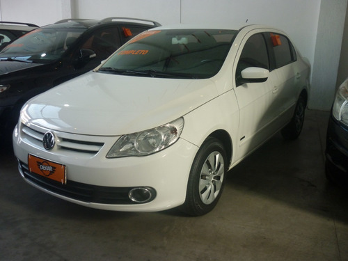 Vw/ Voyage Trend 1.0 2010