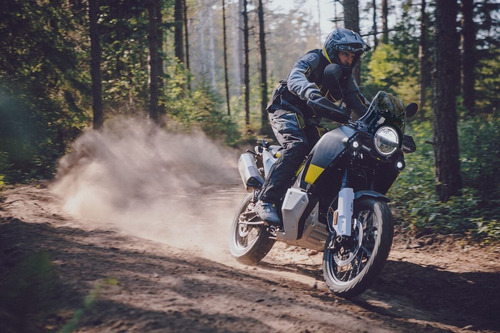 Imagen 23 de 25 de Husqvarna Norden 901 0km Palermo Bikes