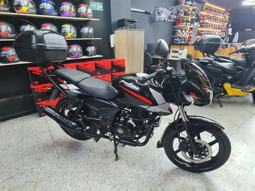 Bajaj Pulsar 180 Fi 2023