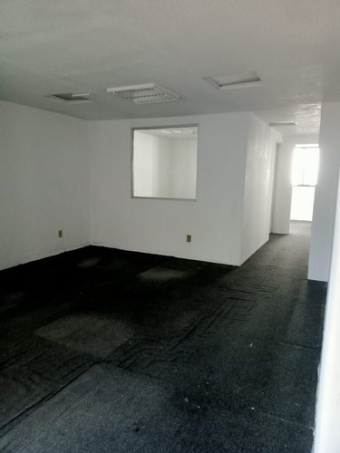 Renta Cómodas Y Bonitas Oficinas De 55m2 En Col. Hipodromo