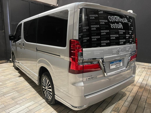 Imagen 2 de 18 de Toyota Hiace Vx 2022