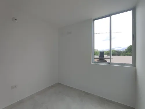 Apartamento En Arriendo En Prados Del Este. Cod A30857