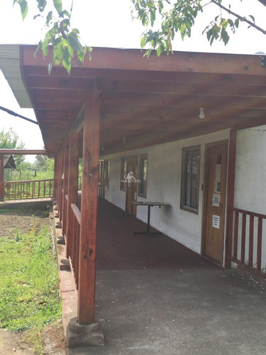 Venta De Hermoso Centro Turístico En Quinamávida, Colbún.