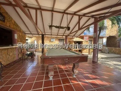 Casa En Venta Los Taques Vgi