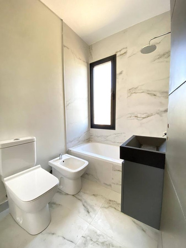 Imagen 8 de 25 de Casa A Estrenar En San Sebastian Oportunidad