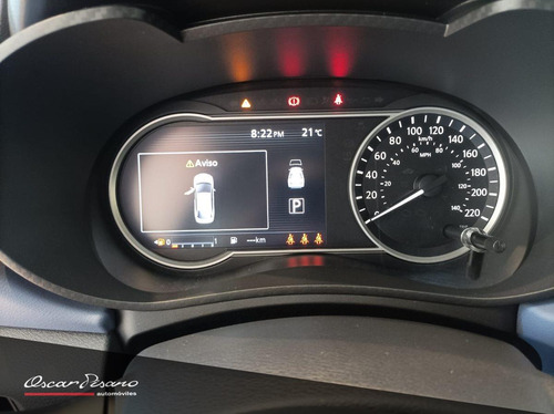 Nissan Versa Advance Automatico