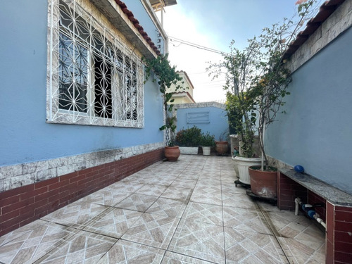Imagem 4 de 26 de Vende Casa Linear De 3 Quartos Com Terraço Na Rua Mario, Praça Seca. - Ca00165 - 68976662