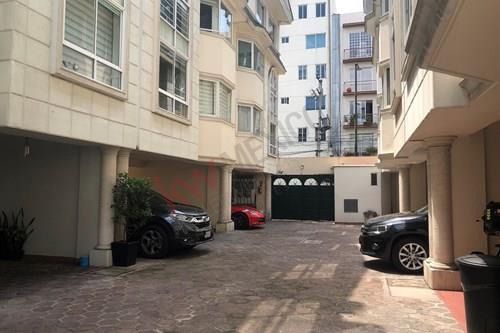 Casa En Venta En Condominio Horizontal, Col. Napoles, Benito Juárez, Cdmx.