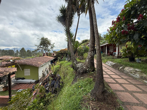 Se Vende Lote Con 2 Casasen La Ceja A1 Km De La Zona Urbana