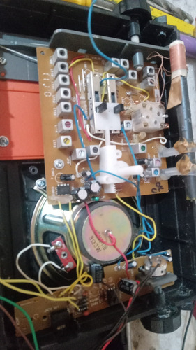 Radio Motobras Usado Funciona, Volume Alto E Limpo Preto (Usado)