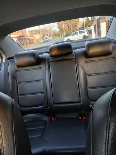 Volkswagen Vento 2.5 Luxury 170cv Tiptronic