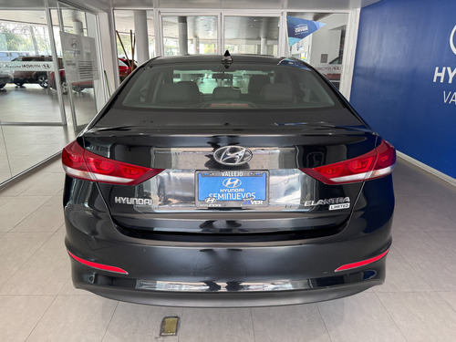 Hyundai Elantra 2.0 Limited Tech Navi At