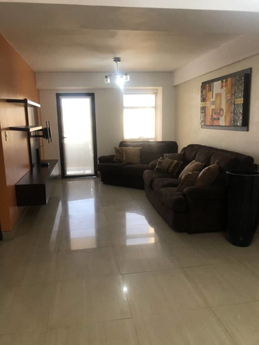 Imagen 7 de 14 de Alquiler Fijo Moderno Apartamento. 2h. Terraza. Playa El Angel.