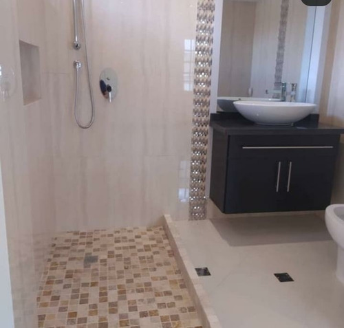 Imagen 5 de 8 de Bello Th En Alquiler En Loma Linda, Zona Exclusiva Puerto Ordaz