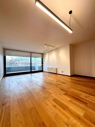 Excelente Y Amplio Dpto. En Arriendo En Jardín Del Este - 4d
