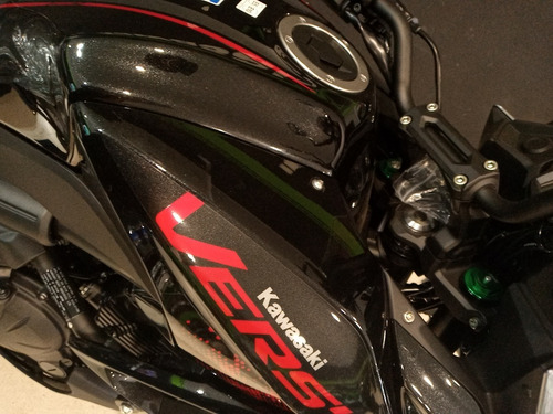 Kawasaki Versys 650 2021 0km Negra