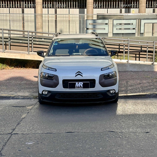 Citroën C4 Cactus 1.2 Puretech 110 At6 S&s Shine