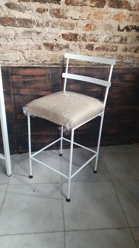 Imagen 4 de 7 de Mesa Industrial 100x40x90 Con 2 Taburetes Tapizados Isla