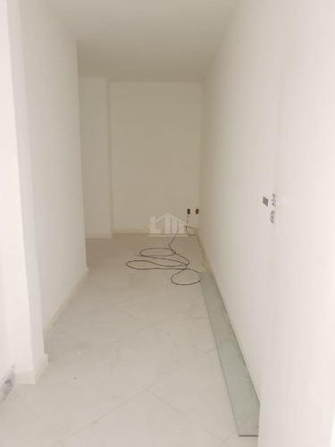 Imagem 17 de 27 de Casa, 5 Quartos Qrts Para Para Aluguel, Com 283,68 M², No Santa Lúcia,vitória. - 933