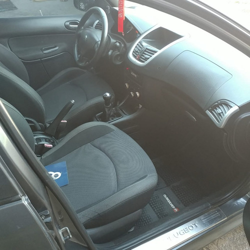 Peugeot 207, 1.4 Quiksilver 75cv