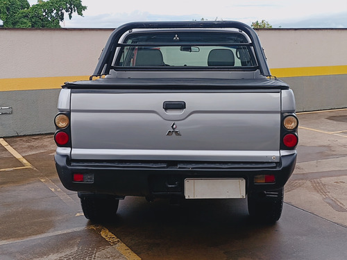Mitsubishi L200 2.5 Gl Cab Dupla 4x4 4p