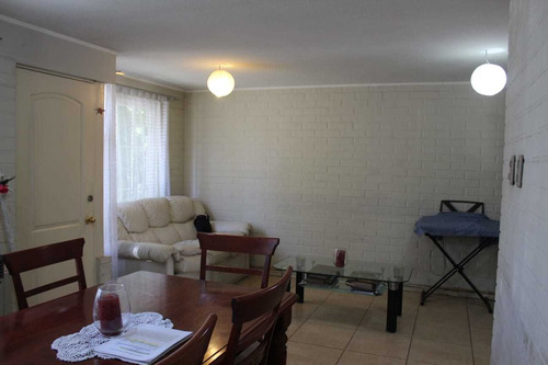 Imagen 4 de 27 de Amplia Y Luminosa Casa, Villa Jardines De Santa María, Maipú