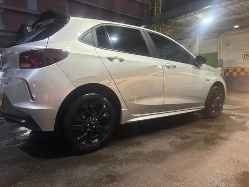Chevrolet Onix 1.0T Rs Mt