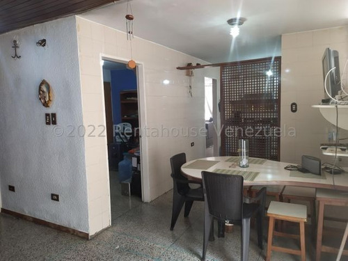 Imagen 16 de 27 de Casa En Venta Santa Monica/(22-28040)/ Carlos Hernandez