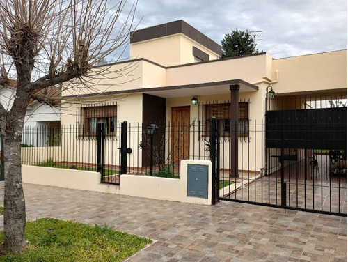 Casa En Venta En Bella Vista