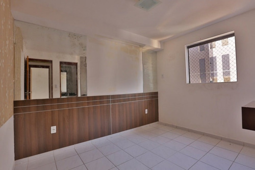 Imagem 4 de 13 de Apartamento Para Venda - 009764