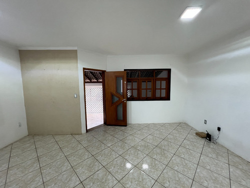 Casa Em Várzea Paulista, 2 Dormitórios, Churrasqueira, Garagem 2 Carros, aceito carro!