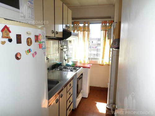 Imagen 3 de 13 de Departamento Cuatro Ambientes - Villa Lugano