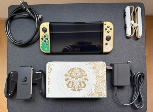 Nintendo Switch Oled Heg-001 64gb The Legend Of Zelda: Totk Dorado (Usado)
