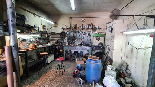 Imagen 3 de 3 de Local En Venta En Castelar Norte . Ideal Inversor