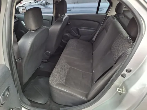 Renault Logan 1.6 Authentique / Life